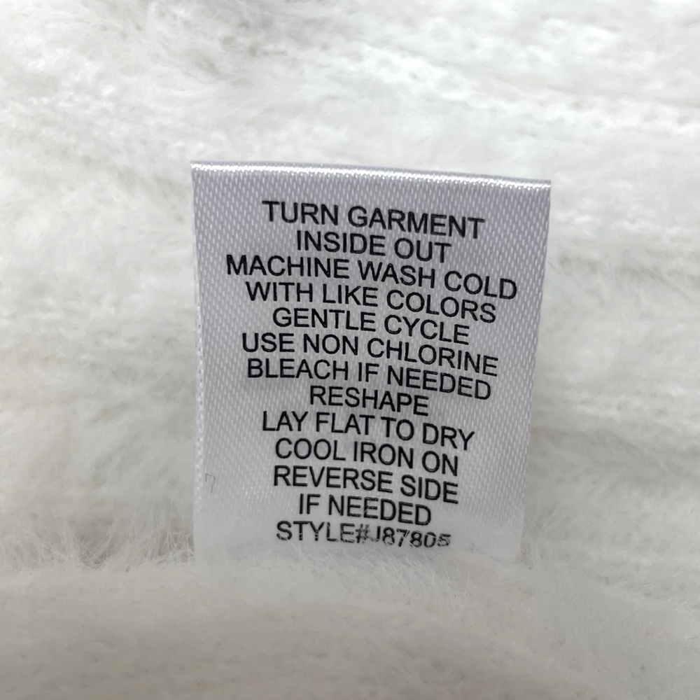 New With Tags Hooked Up Adorable Fuzzy cream Cardigan tank set - Picture 10 of 10